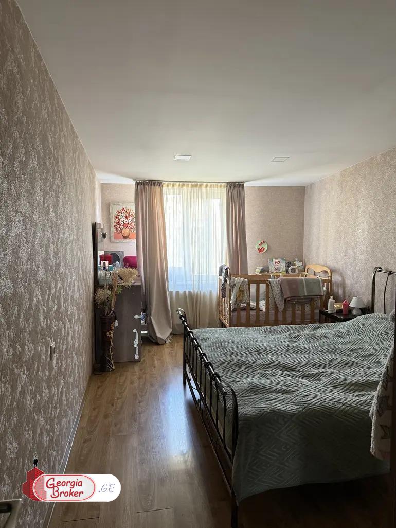 nearly repaired 3-room apartment for sale